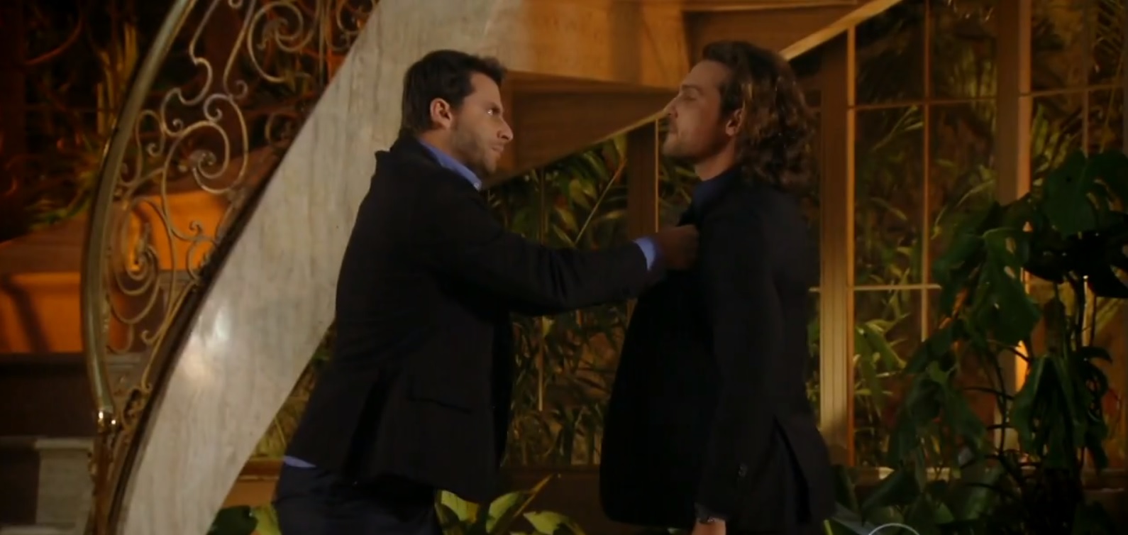 Cassiano (Henri Castelli) e Alberto (Igor Rickli) de Flor do Caribe