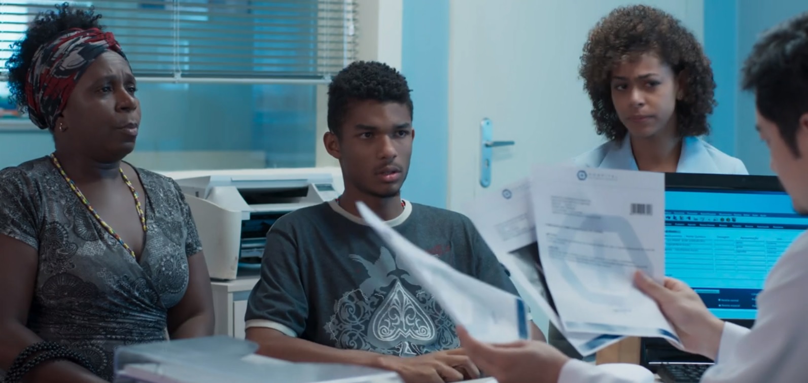 Das Dores (Ju Colombo), Anderson (Juan Paiva) e Nena (Roberta Santiago) de Malhação - Viva a Diferença