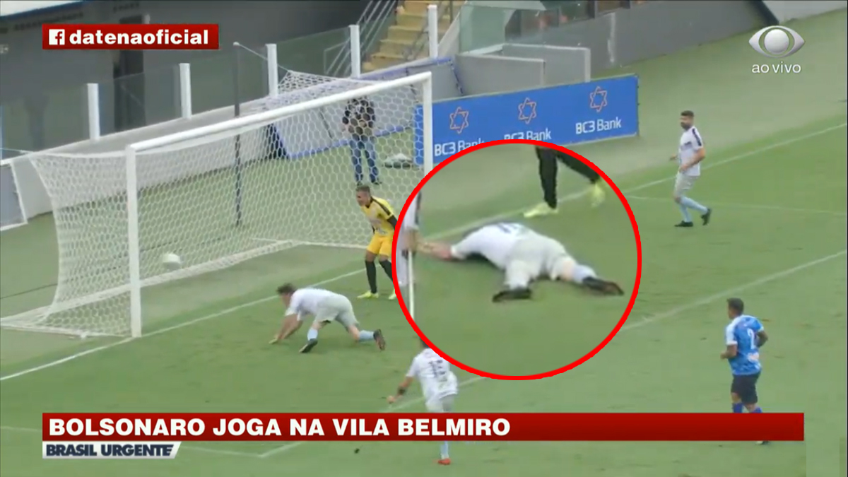 Jair Bolsonaro em jogo beneficente