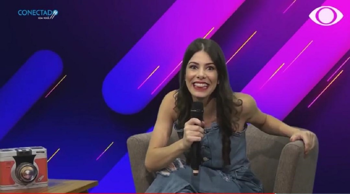A atriz e apresentadora Jaqueline Santos