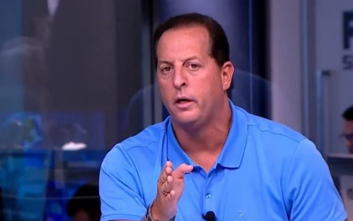 Benjamin Back no Fox Sports Rádio (Reprodução / Fox Sports)