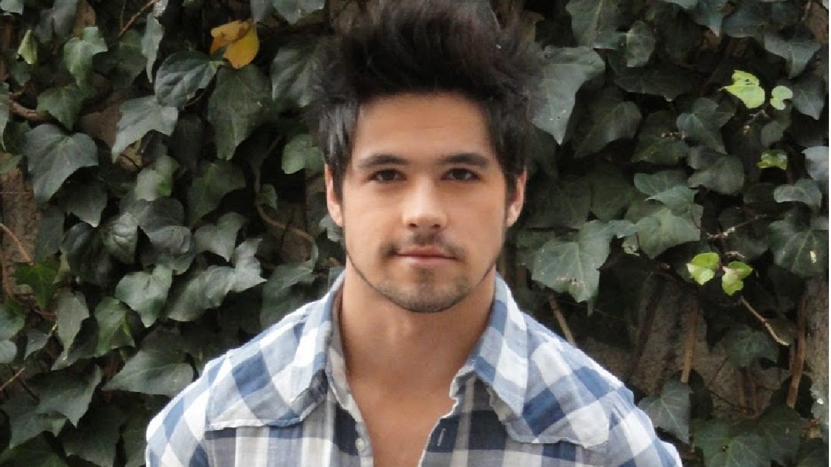 Eleazar Gómez como Aníbal em Quando me Apaixono (Divulgação / Televisa)
