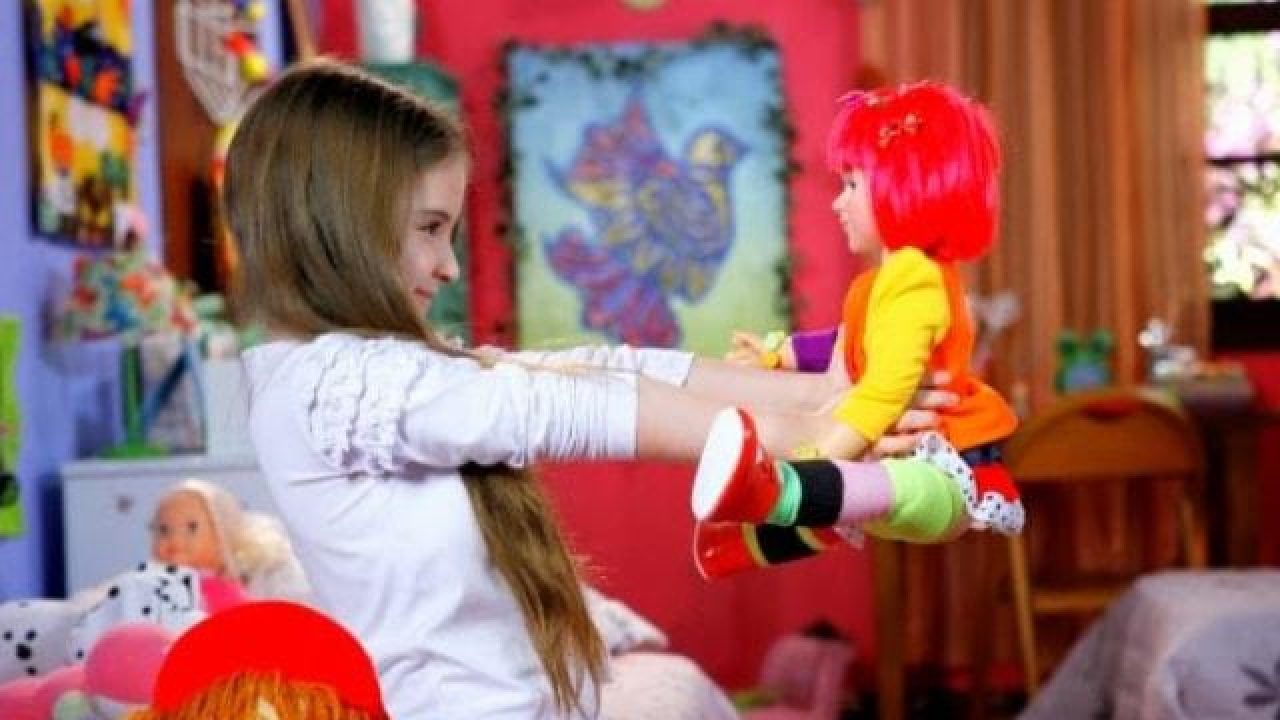 Sophia Valverde como Maria em Chiquititas (Reprodução / SBT)
