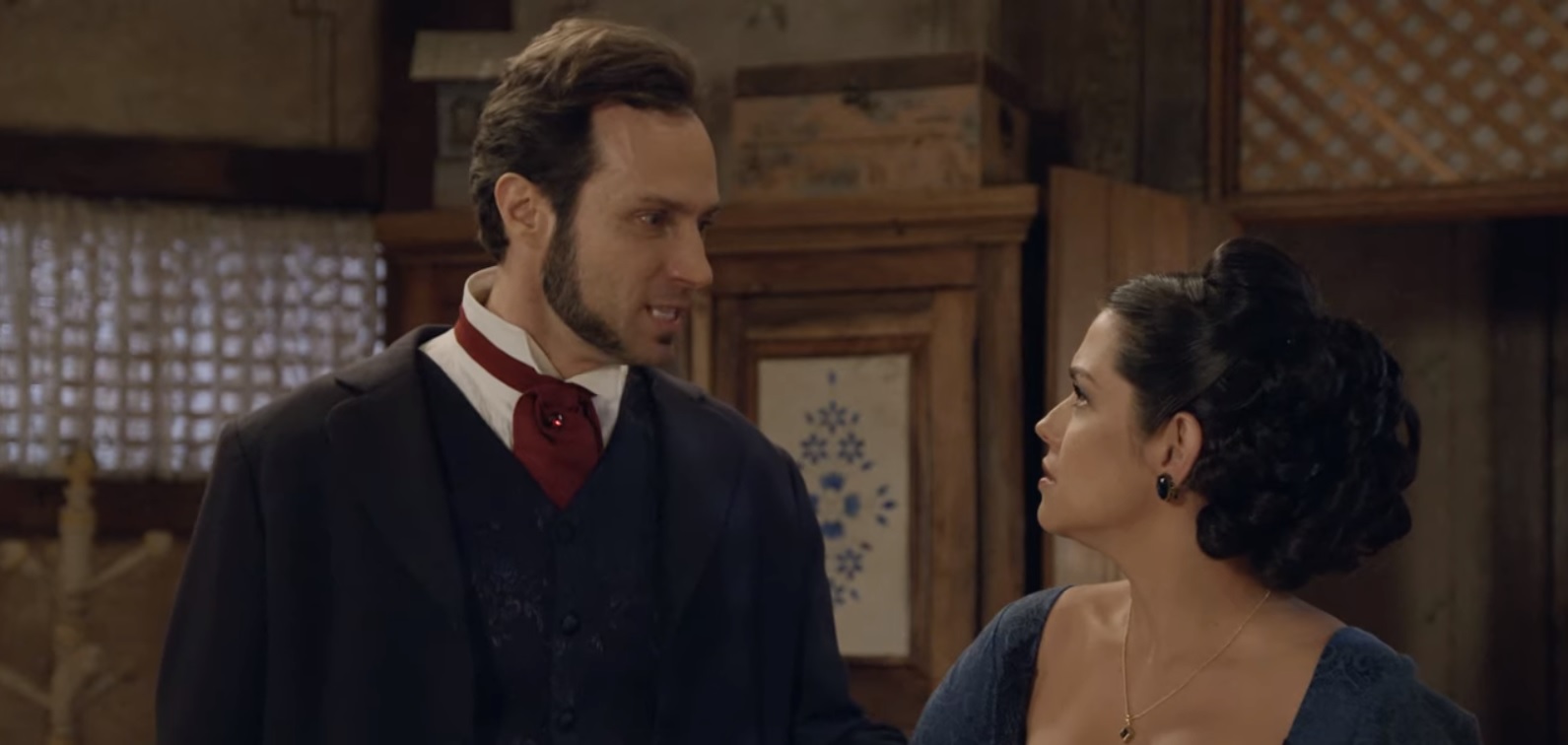Almeida (Fernando Pavão) e Maria Isabel (Thaís Fersoza) de Escrava Mãe