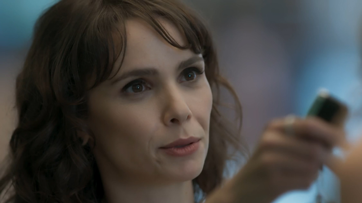 Irene (Débora Falabella) em A Força do Querer