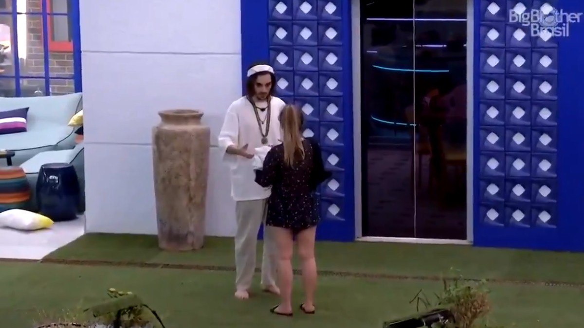 Fiuk conversa com Carla Diaz no BBB 21