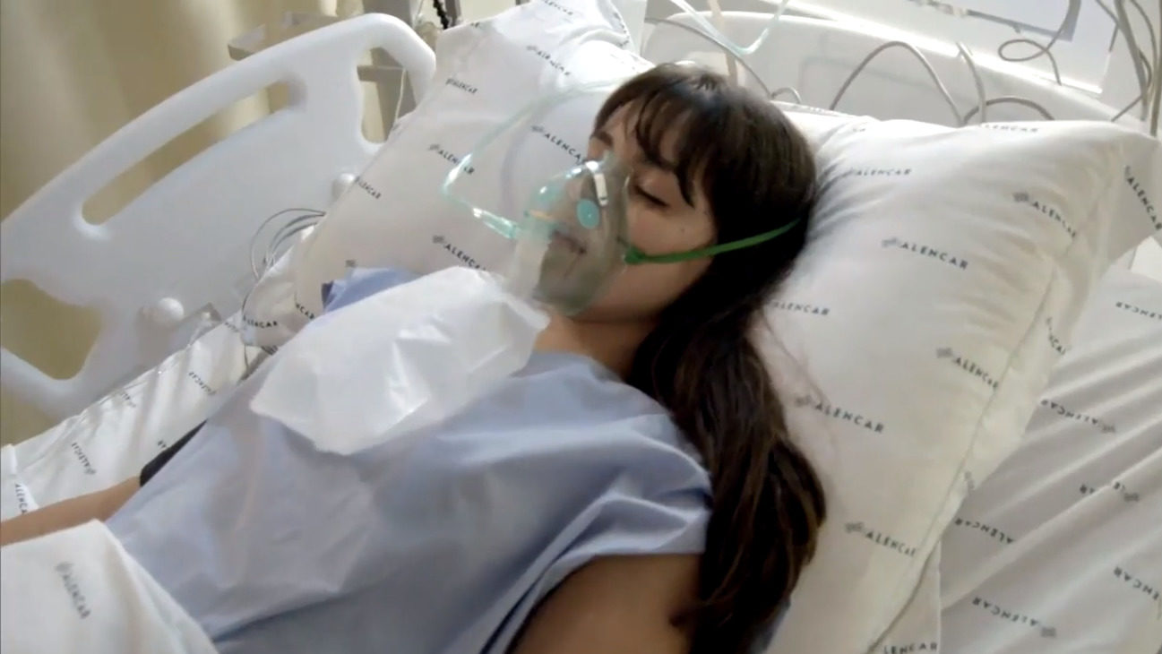 Rafaela Sampaio como Gabriela em Topíssima (Reprodução / YouTube)