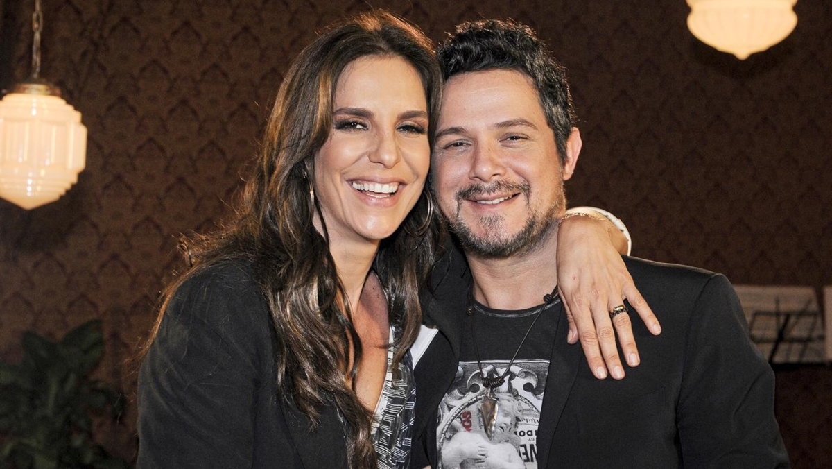 Ivete Sangalo e Alejandro Sanz em gravação do clipe de Não me Compares (Divulgação)