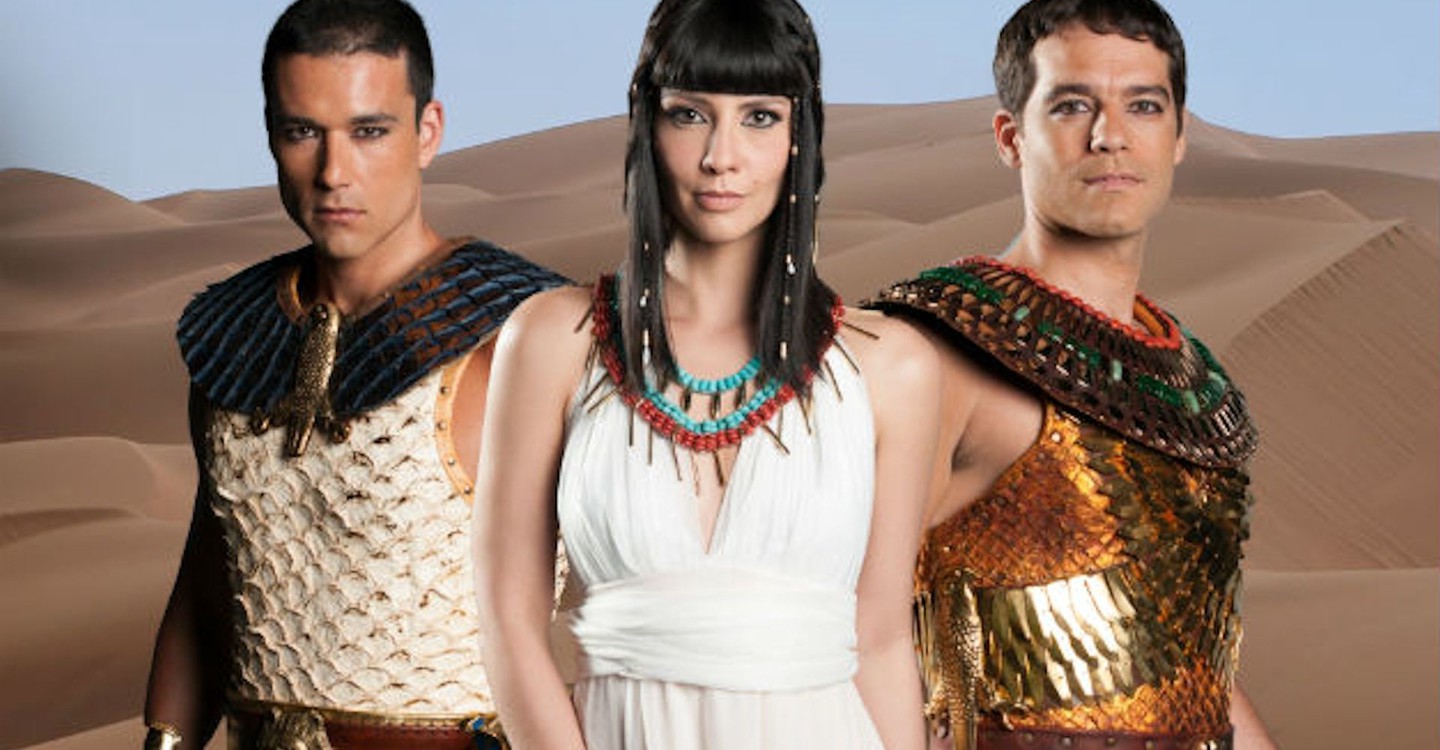 Sérgio Marone, Camila Rodrigues e Guilherme Winter em Os Dez Mandamentos (Divulgação / Record TV)