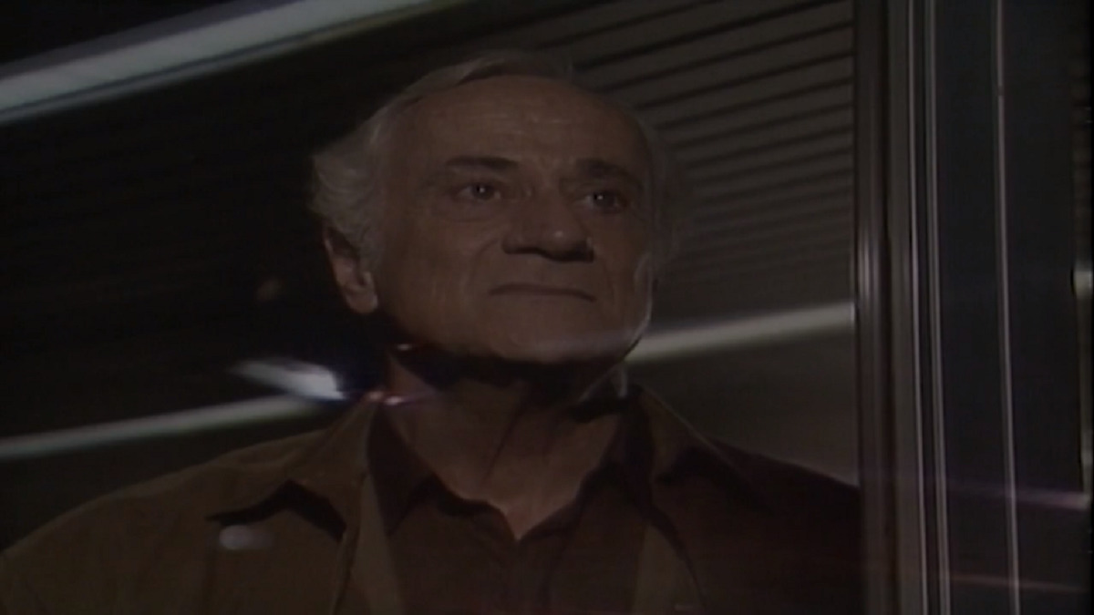 Aparício (Paulo Autran) em Sassaricando