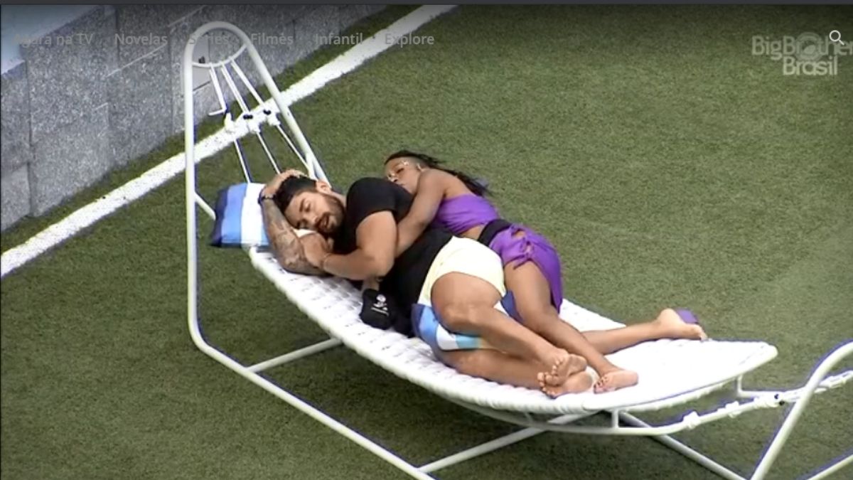 Bill e Karol Conká na rede do BBB 21
