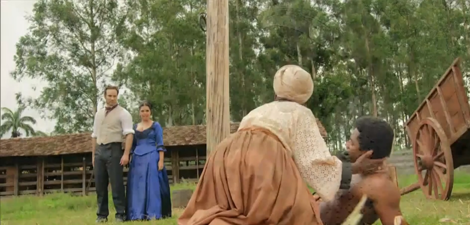 Almeida (Fernando Pavão), Maria Isabel (Thaís Fersoza), Joaquina (Zezé Motta) e Sapião (Sidney Santiago) de Escrava Mãe