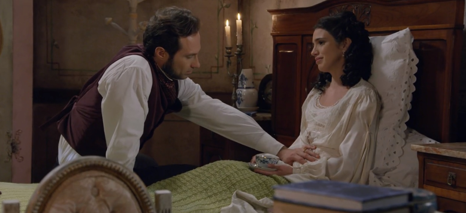 Almeida (Fernando Pavão) e Teresa (Roberta Gualda) de Escrava Mãe