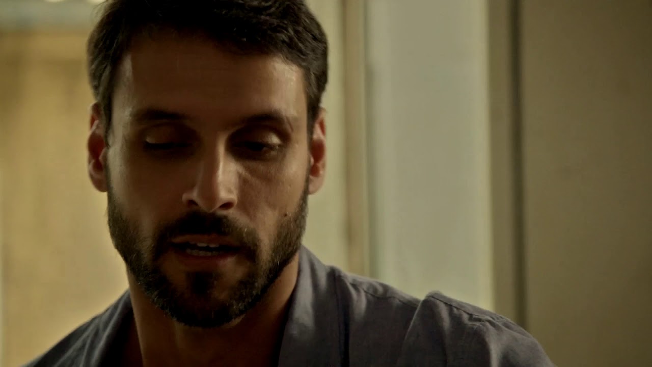 Antonio (Felipe Cunha) em Topíssima