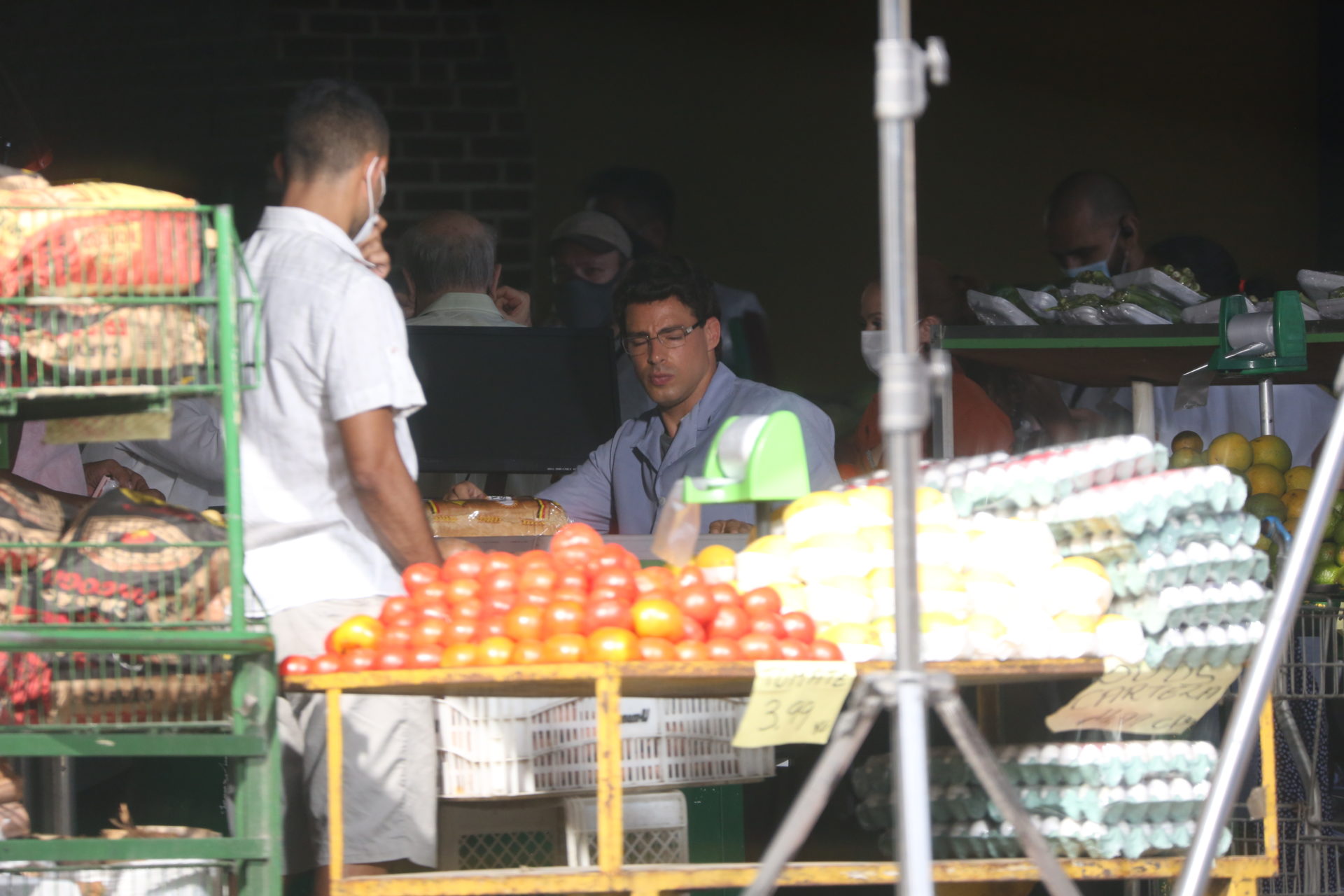Cauã Reymond gravando Um Lugar ao Sol