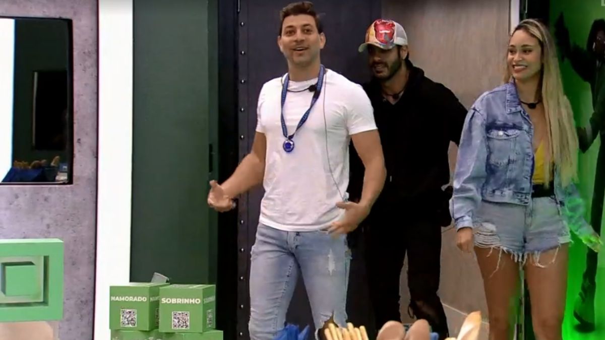 Caio, Rodolffo e Sarah no almoço do anjo do BBB 21