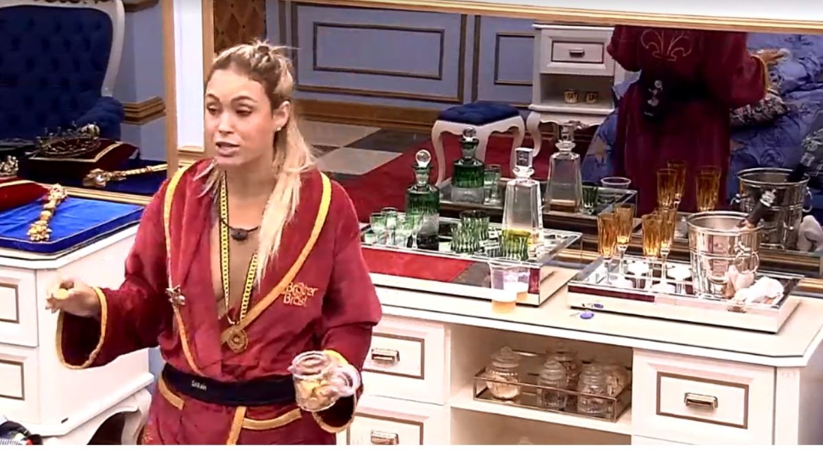 Sarah no quarto do líder do BBB 21