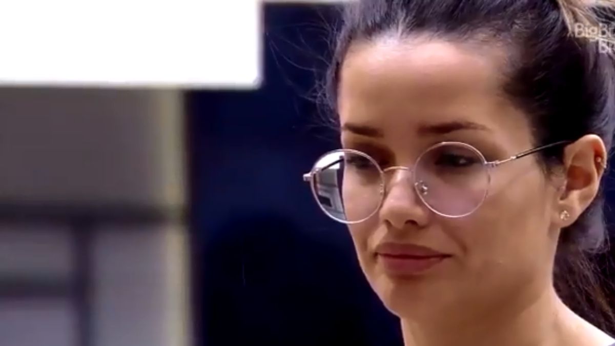 Juliette na sala de estar do BBB 21