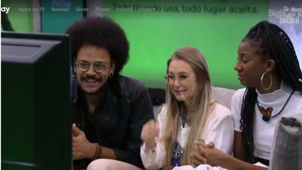 João, Carla Diaz e Camilla de Lucas no almoço do anjo no BBB 21