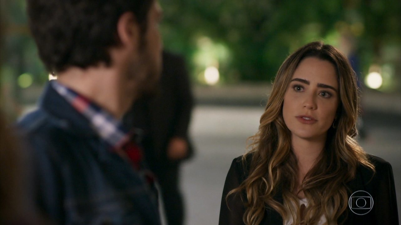 Giovanni (Jayme Matarazzo) e Bruna (Fernanda Vasconcellos) em Haja Coração