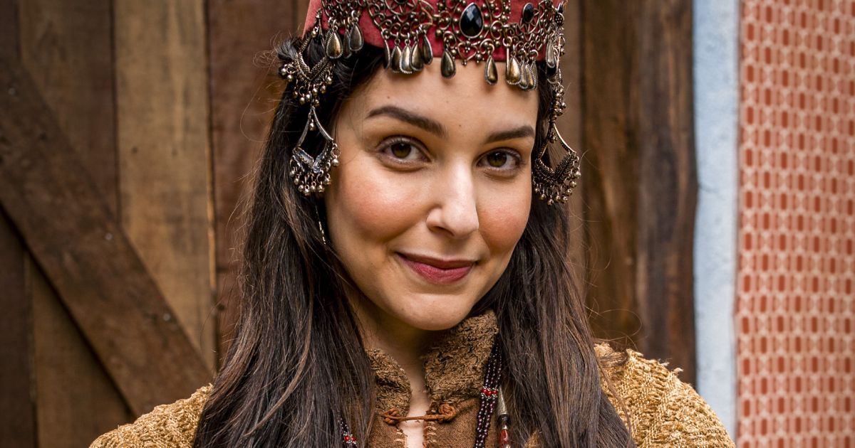 Laura Kuczynski como Danina em Gênesis (Divulgação / Record TV)