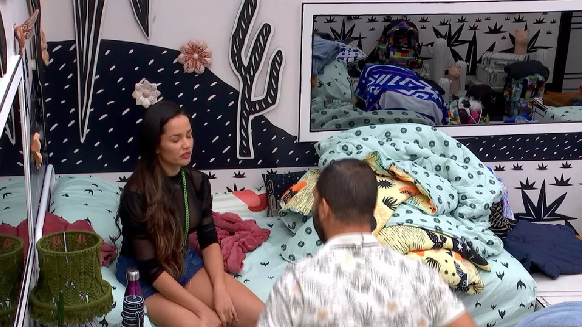 Juliette e Gilberto conversam no BBB 21