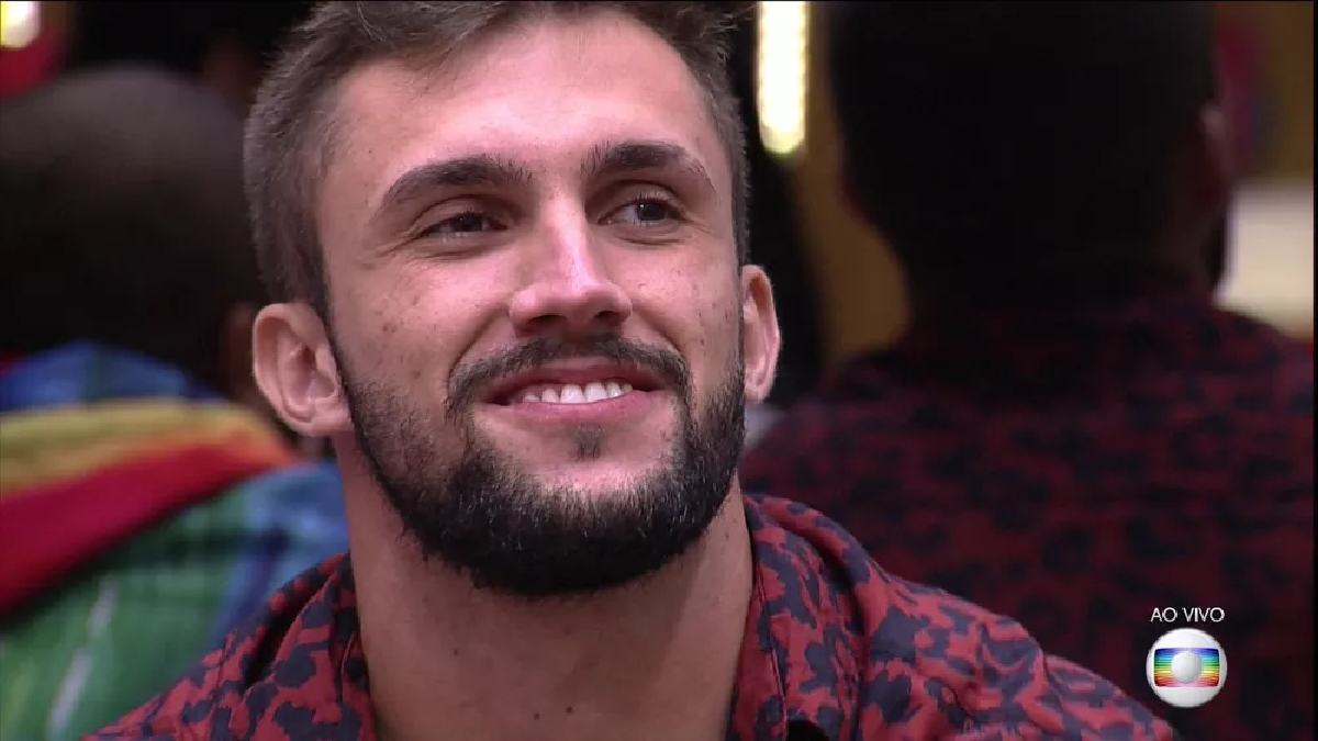 Arthur é o novo líder do BBB 21