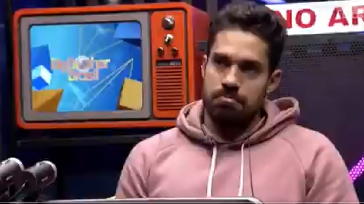 Arcrebiano no confessionário do BBB 21