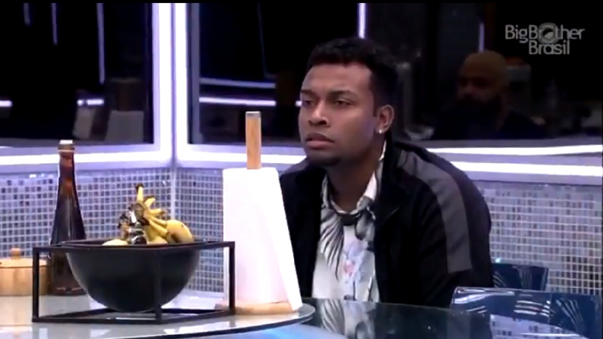 Nego Di na cozinha do VIP do BBB 21