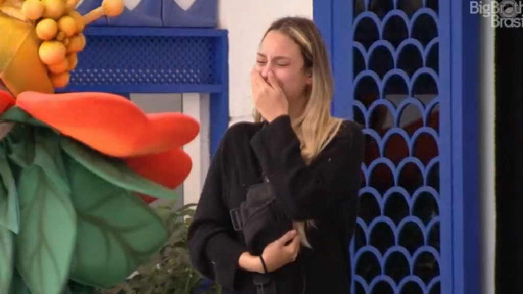 Gilberto imuniza Sarah no BBB 21