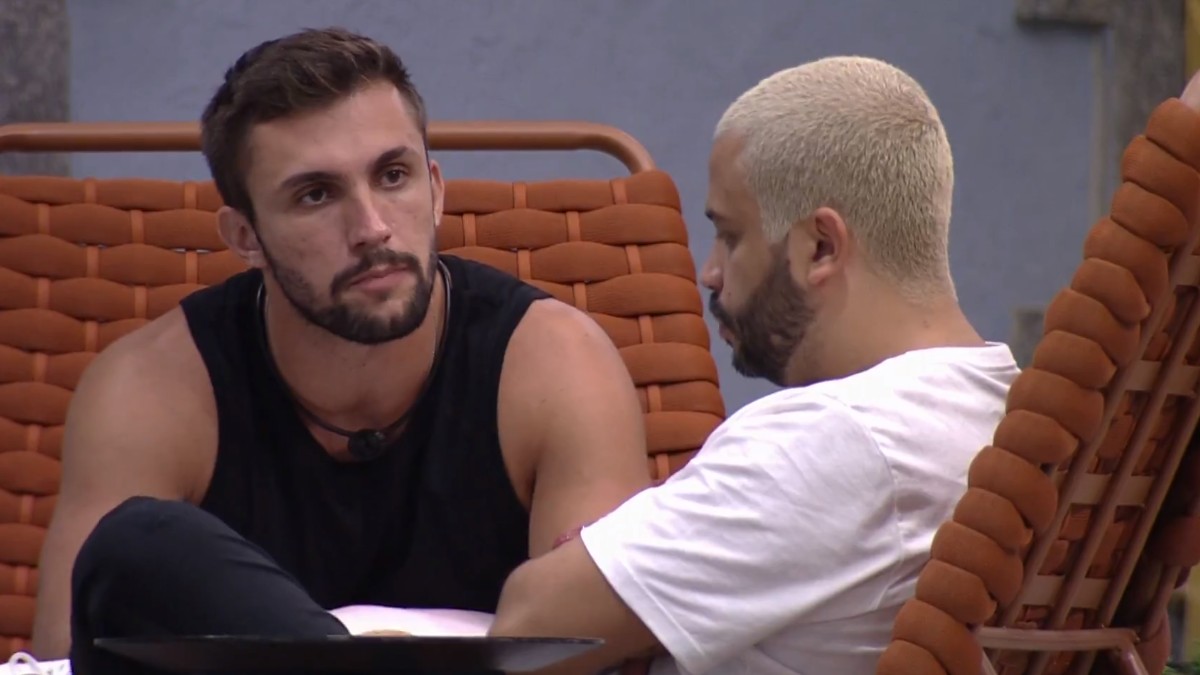 Arthur e Projota conversam sobre Gilberto no BBB 21