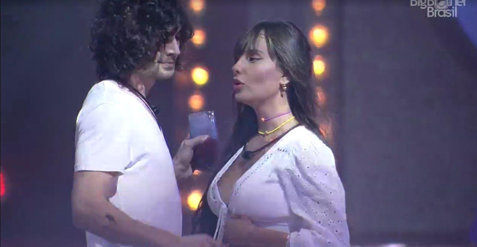 Thaís e Fiuk no BBB 21