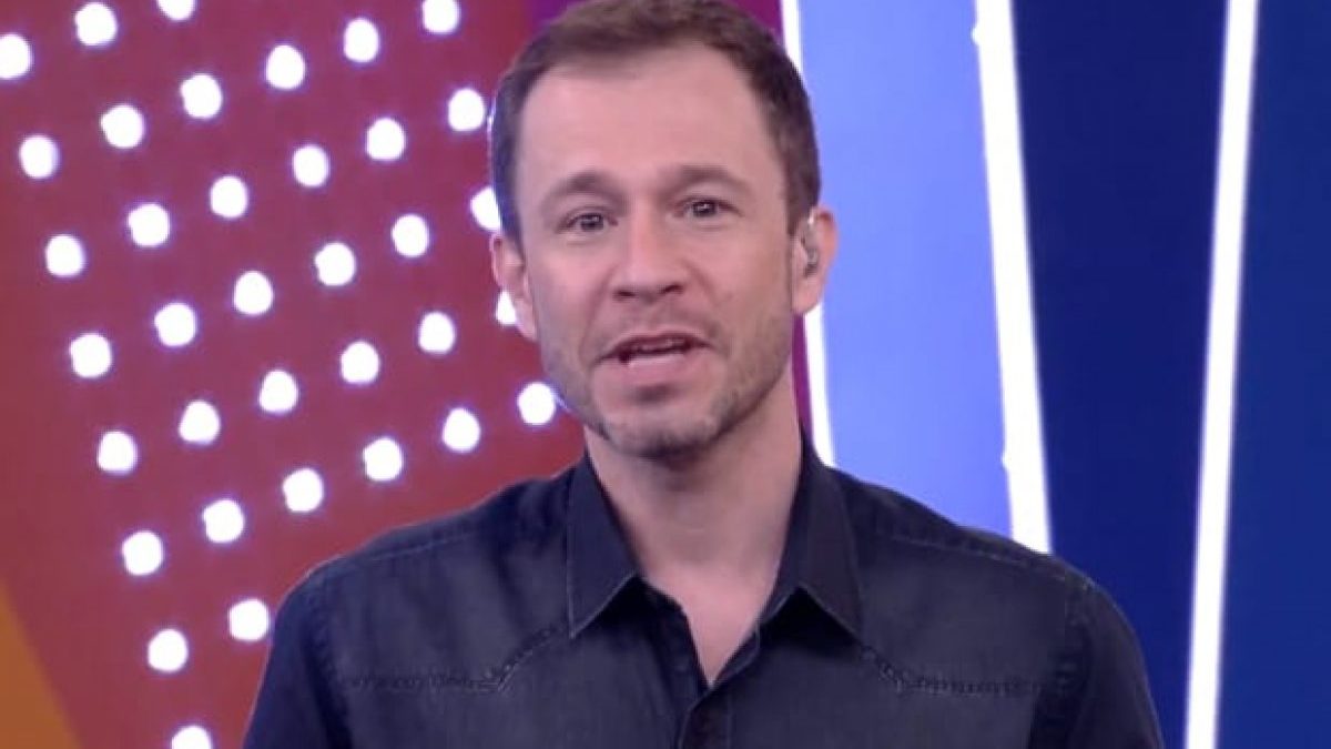 Tiago Leifert no BBB 21