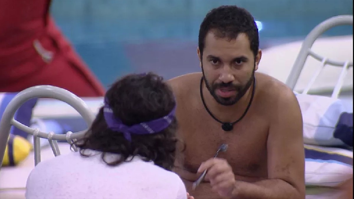 Gilberto conversa com Fiuk sobre Caio no BBB 21