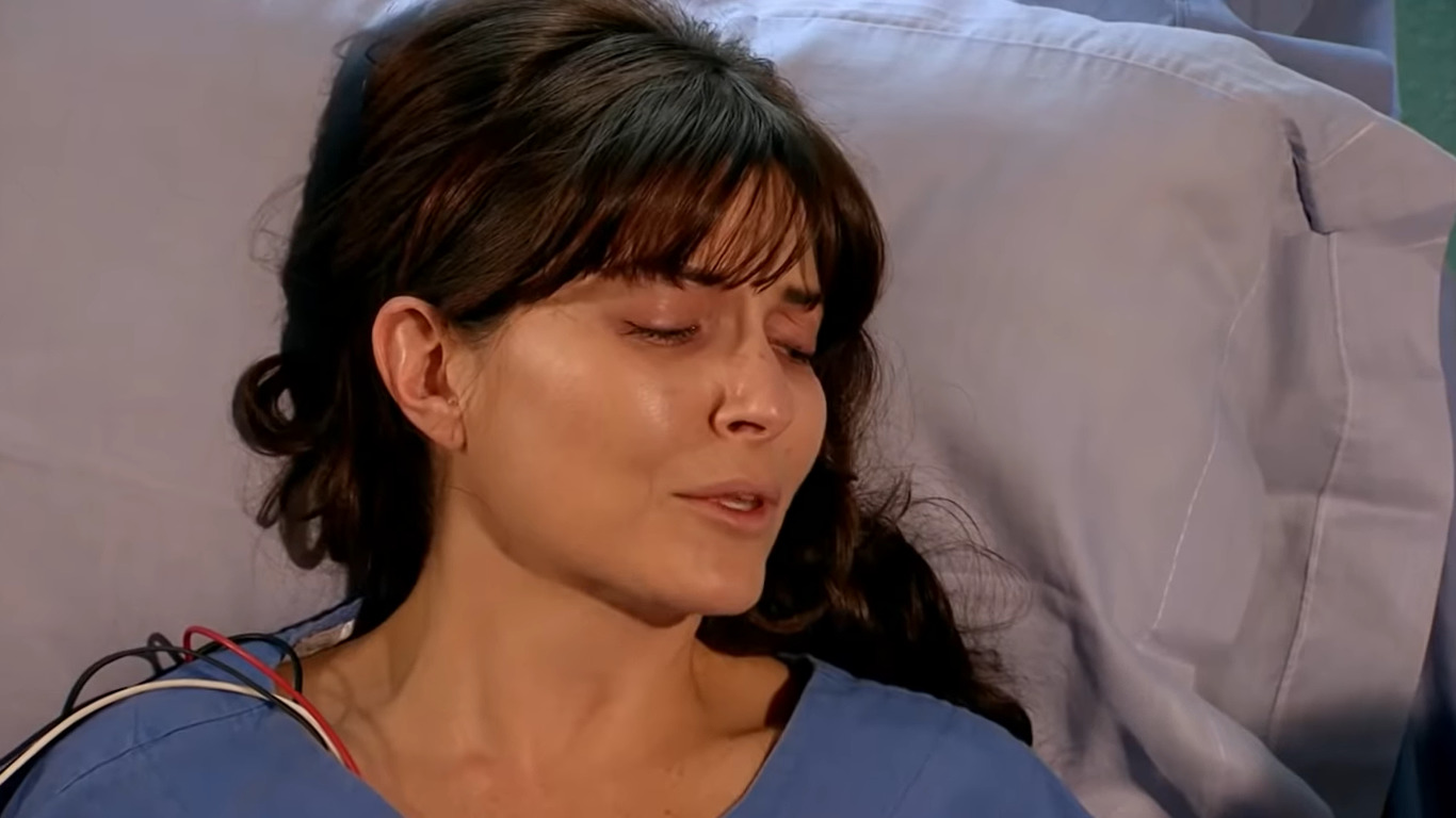 Martha Julia como Marina em Quando me Apaixono (Reprodução / YouTube)