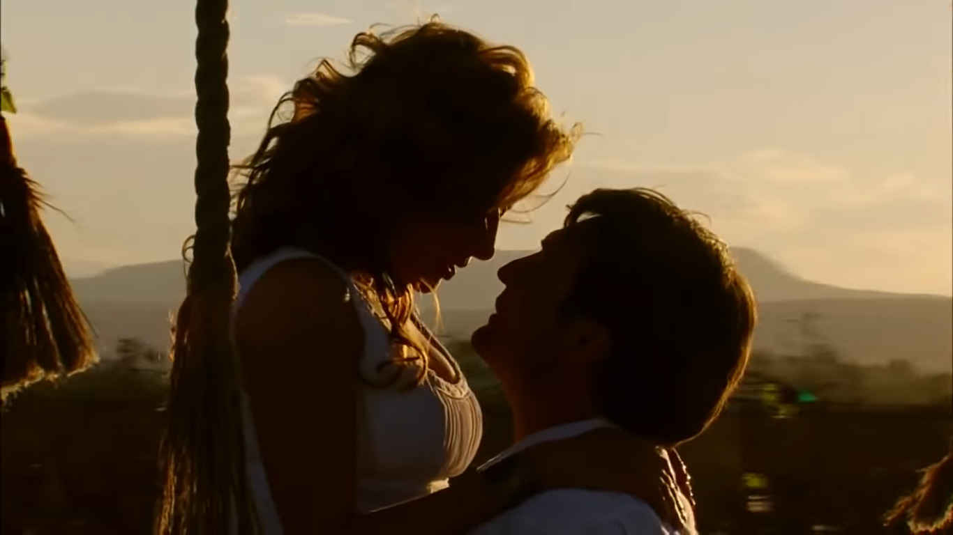 Silvia Navarro e Juan Soler como Renata e Jerônimo em Quando me Apaixono (Reprodução / YouTube)