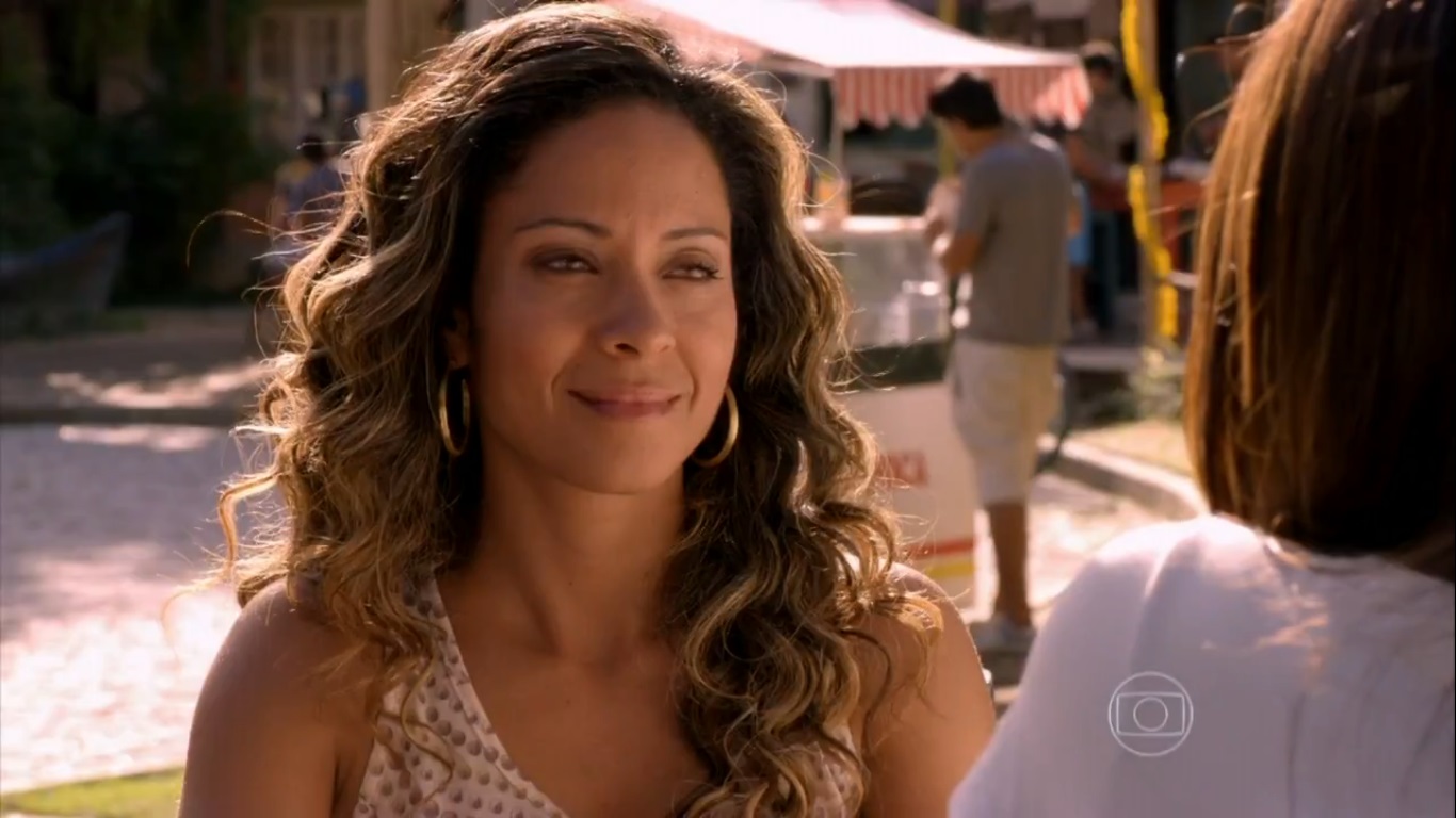 Nicole (Cinara Leal), de Flor do Caribe