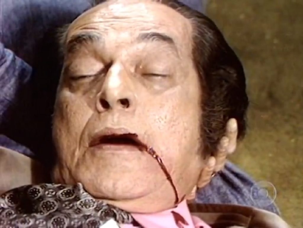 Odorico morre para inaugurar cemitério, em O Bem-Amado