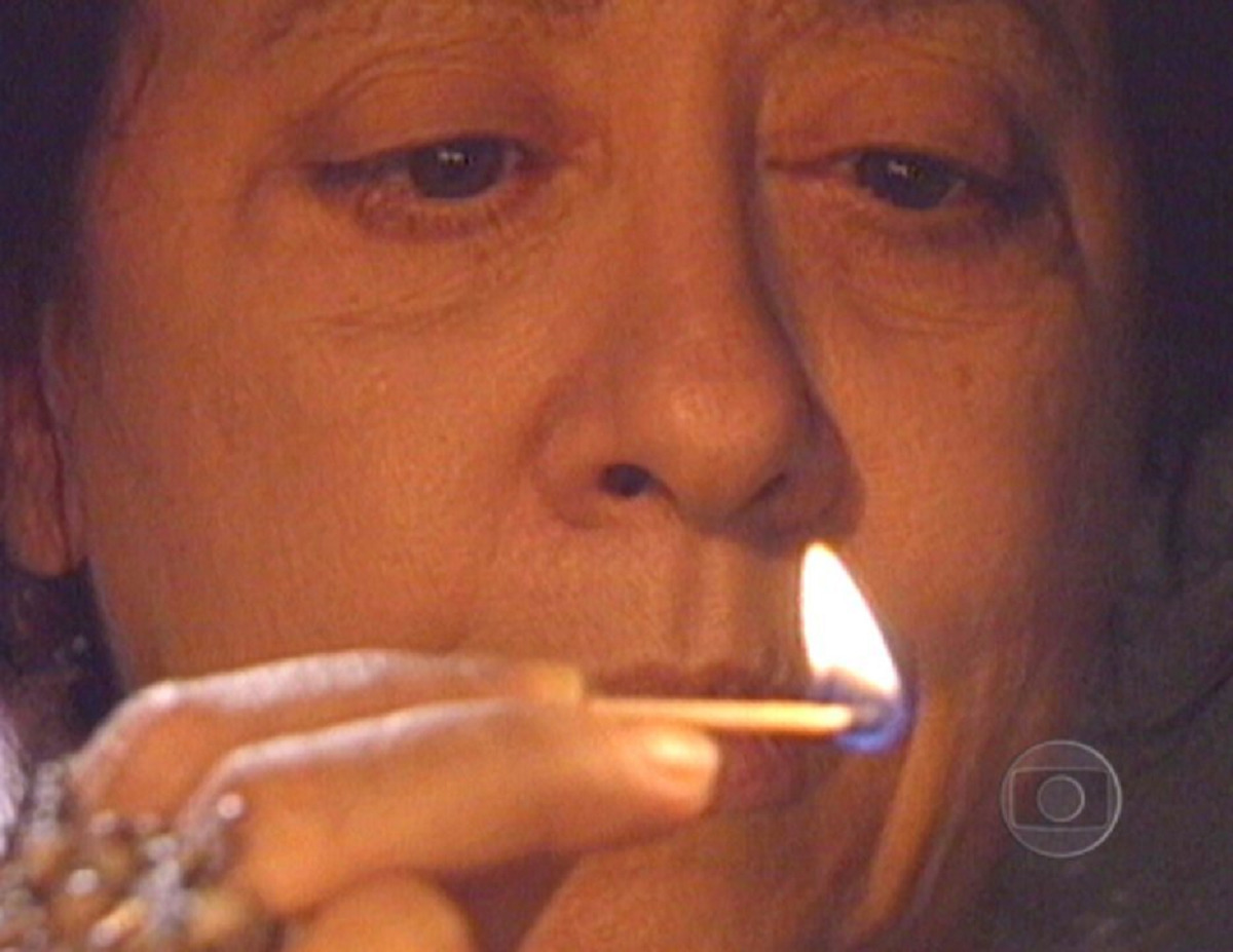 Vó Manuela (Fernanda Montenegro) em Riacho Doce