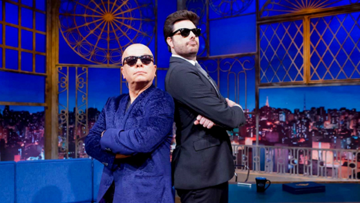 Marcelo Tás em participação no The Noite, atração de Danilo Gentili no SBT (Divulgação: SBT)