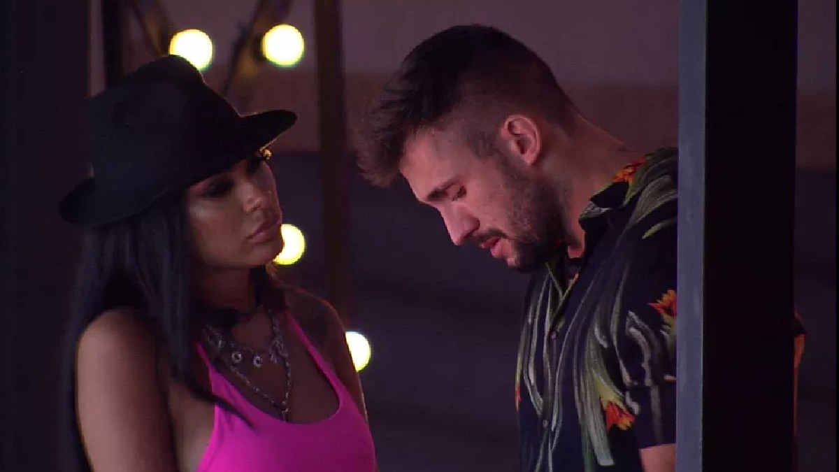 Arthur Chora por causa de Carla Diaz no BBB 21_1803