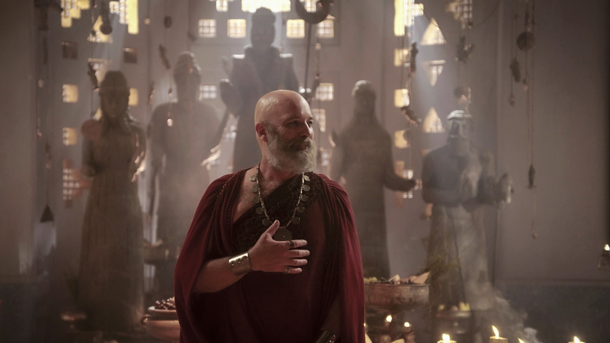 Morabi é eleito o novo sumo-sacerdote de Ur (Divulgação: Record TV)