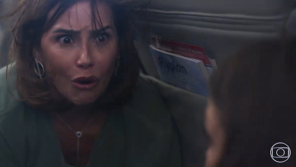 Deborah Secco em cena de Salve-se Quem Puder (Reprodução/Globo)