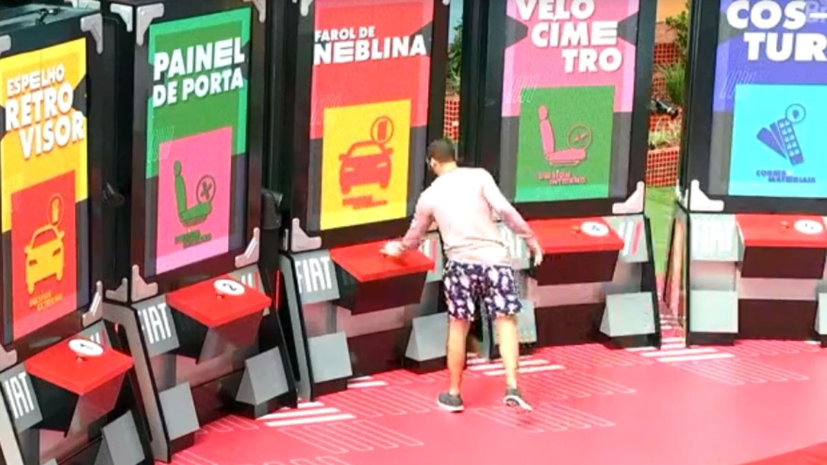 Gilberto faz a prova do anjo no BBB 21