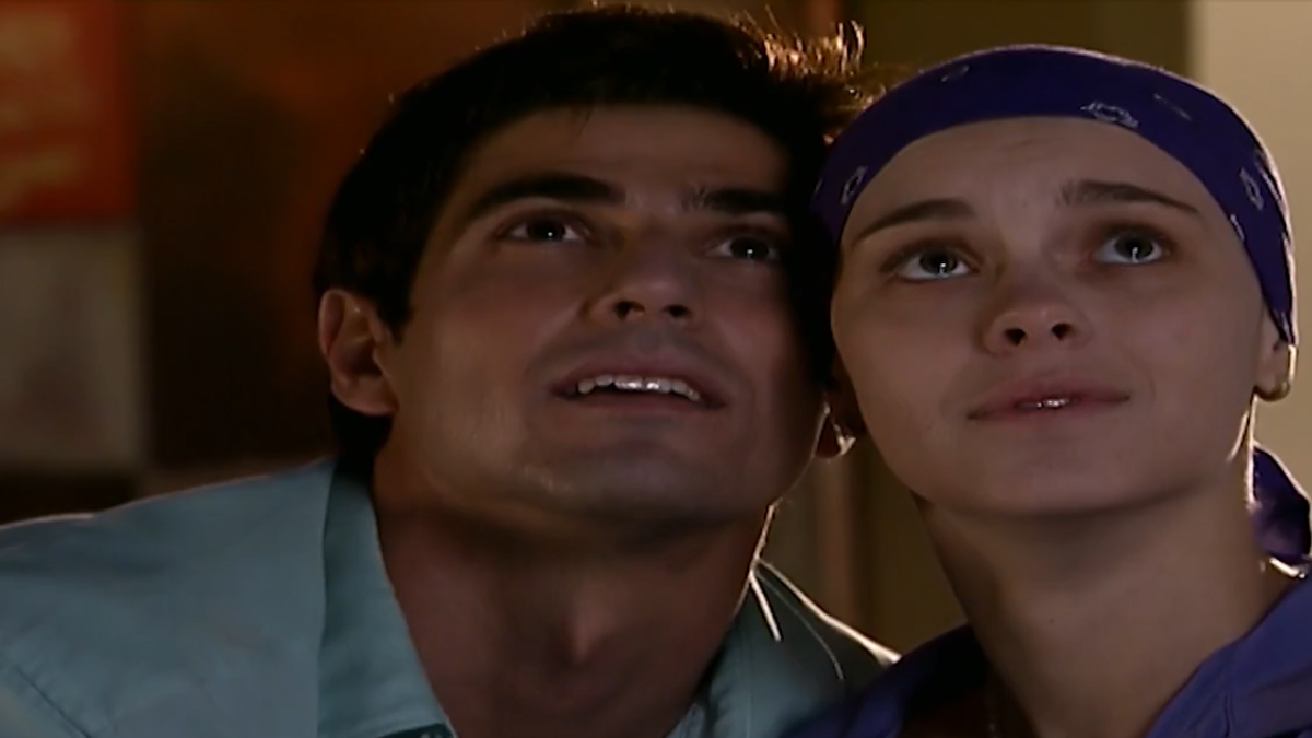 Edu (Reynaldo Gianecchini) e Camila (Carolina Dieckmann) em Laços de Família