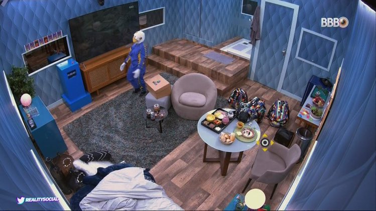 Carla Diaz se disfarça de Dummy no BBB 21
