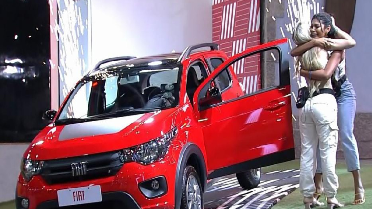 Pocah ganha um carro no Jogo da Discórdia