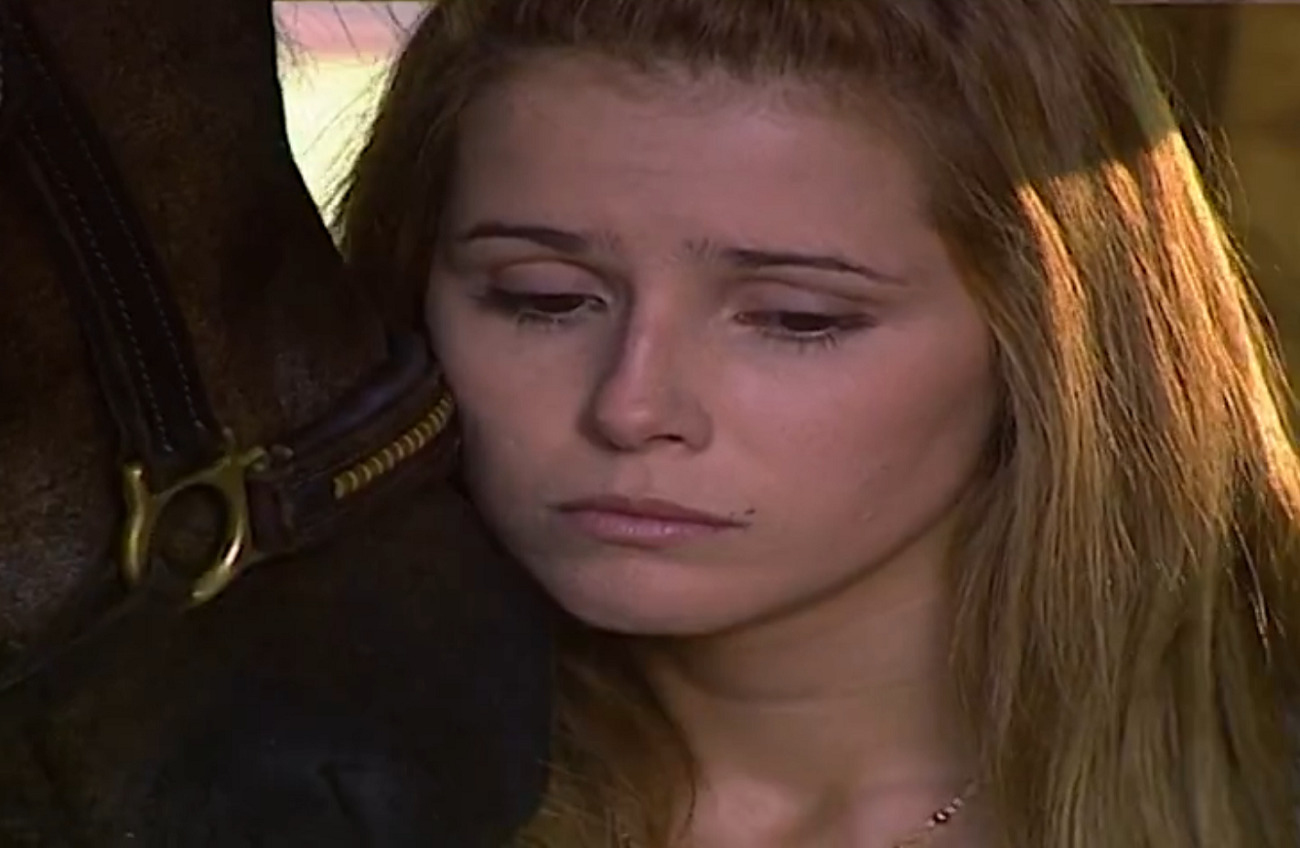 Íris (Deborah Secco) em Laços de Família