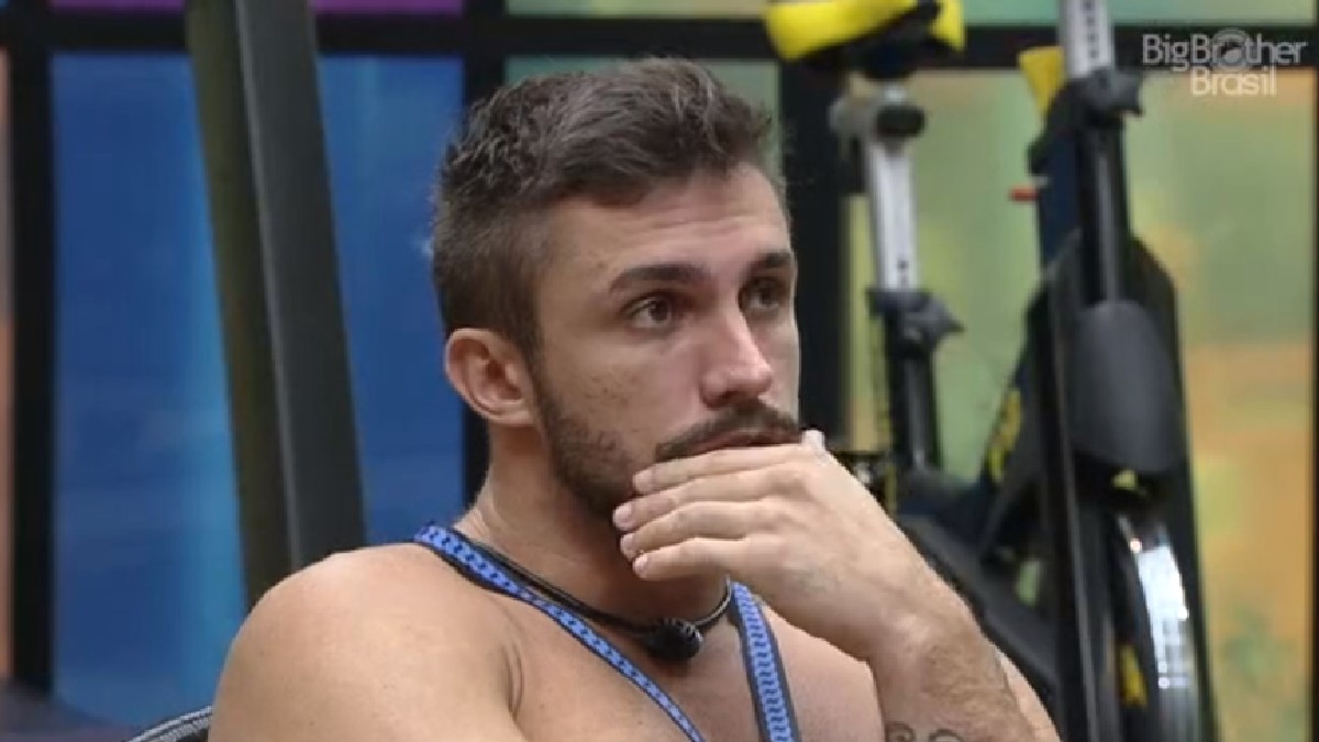 Arthur planeja paredão com Projota no BBB 21