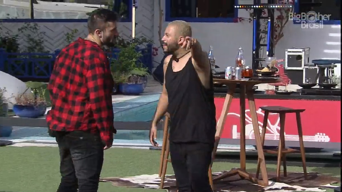 Projota e Arthur aproveitam últimos momentos da Festa do Líder Rodolffo no BBB 21